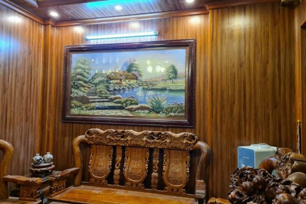 mẫu nhựa ốp tường phòng khách 