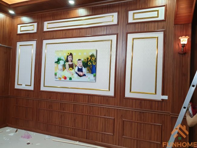 tấm nhựa ốp tường giả gỗ hoa văn vân gỗ tự nhiên