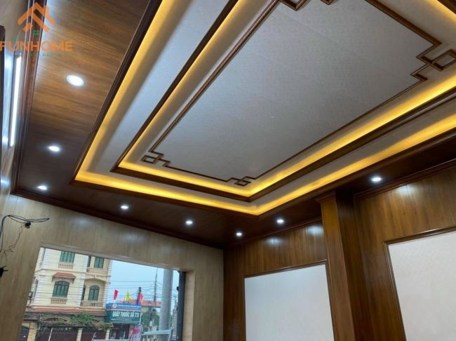 Trần giật 2 cấp